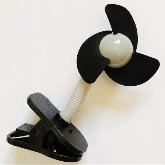 Dreambaby Clip-On Stroller Fan Silver/Black - Picture 6 of 7
